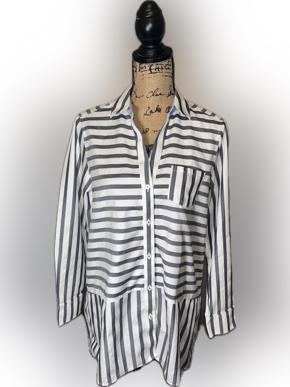Foxcroft Heritage Non Iron Nautical Navy White Striped Button-Down Tunic Shirt 8